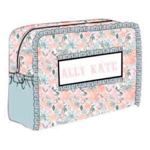 Busy Bees Smocks Boutique Smocked Finley Floral Toiletry Zippered Bag